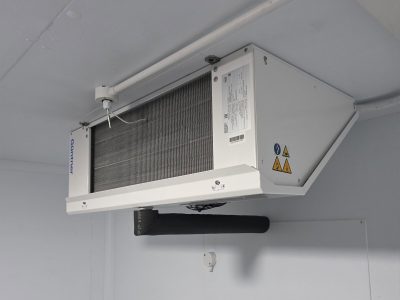 High-quality ventilation and air conditioning unit mounted on ceiling for optimal air flow.